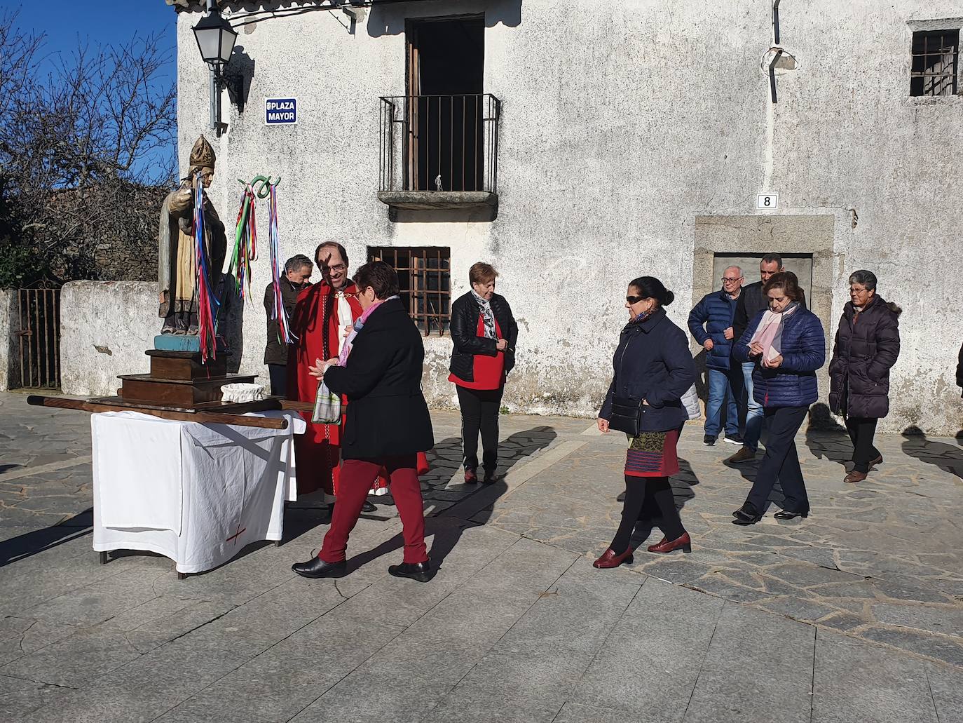 El Maíllo, Nava de Francia, Santibáñez, Fuentes de Béjar, Herguijuela y San Miguel de Valero celebran esta festividad en la que las gargantillas se convirtieron en protagonistas de la jornada
