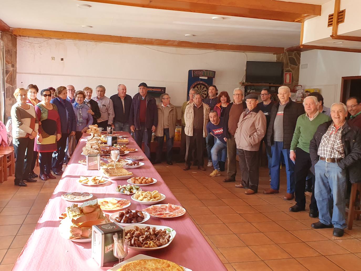 El Maíllo, Nava de Francia, Santibáñez, Fuentes de Béjar, Herguijuela y San Miguel de Valero celebran esta festividad en la que las gargantillas se convirtieron en protagonistas de la jornada