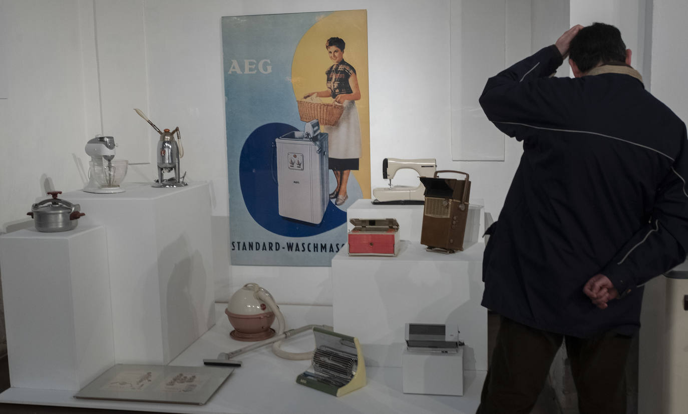 Fotos: Exposición de electrodomésticos antiguos en la Sala de Las Francesas