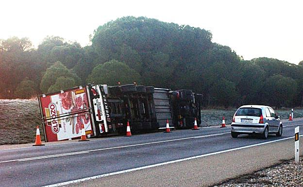 El camión de la empresa El Pozo.