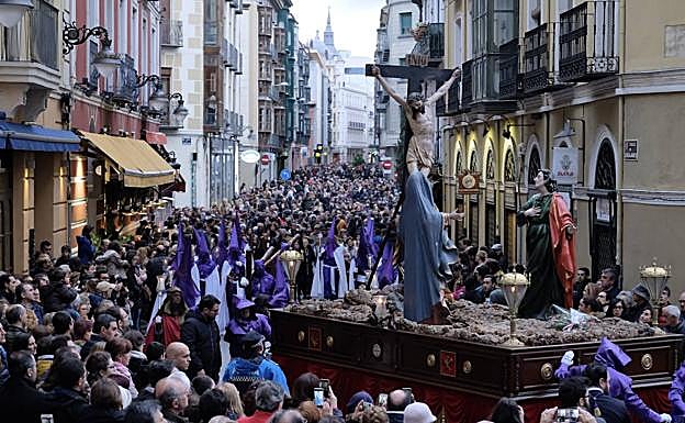 Procesión de la Amargura el Jueves Santo de 2019 en Valladolid. 