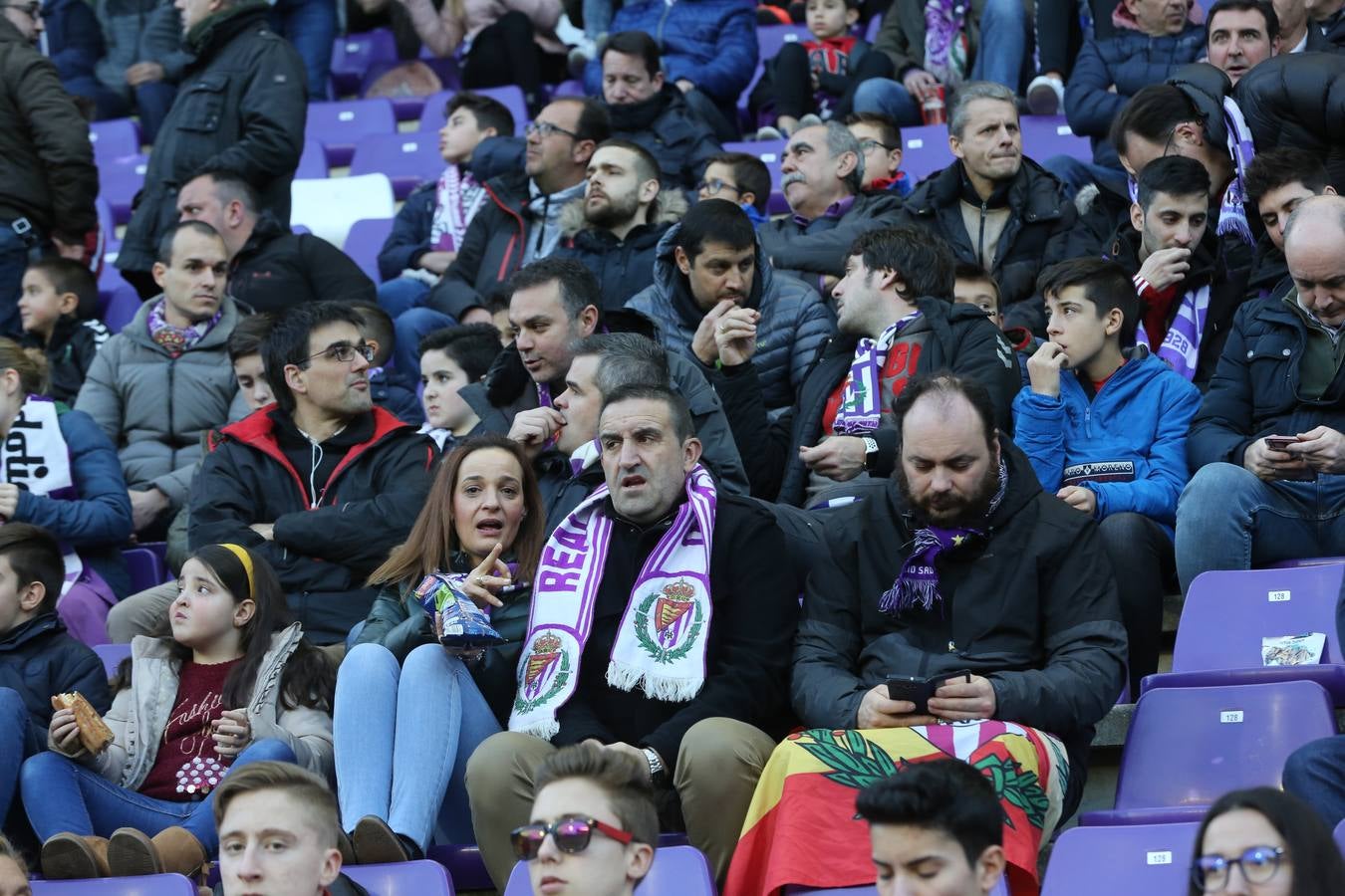Si has estado en el estadio José Zorrilla presenciando el partido Real Valladolid-Villarreal, puede que la cámara de nuestro fotógrado te haya «pillado»