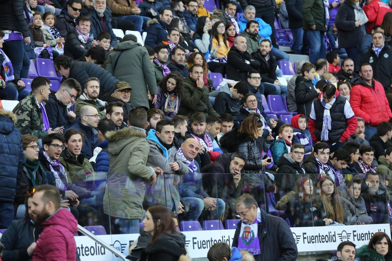Si has estado en el estadio José Zorrilla presenciando el partido Real Valladolid-Villarreal, puede que la cámara de nuestro fotógrado te haya «pillado»