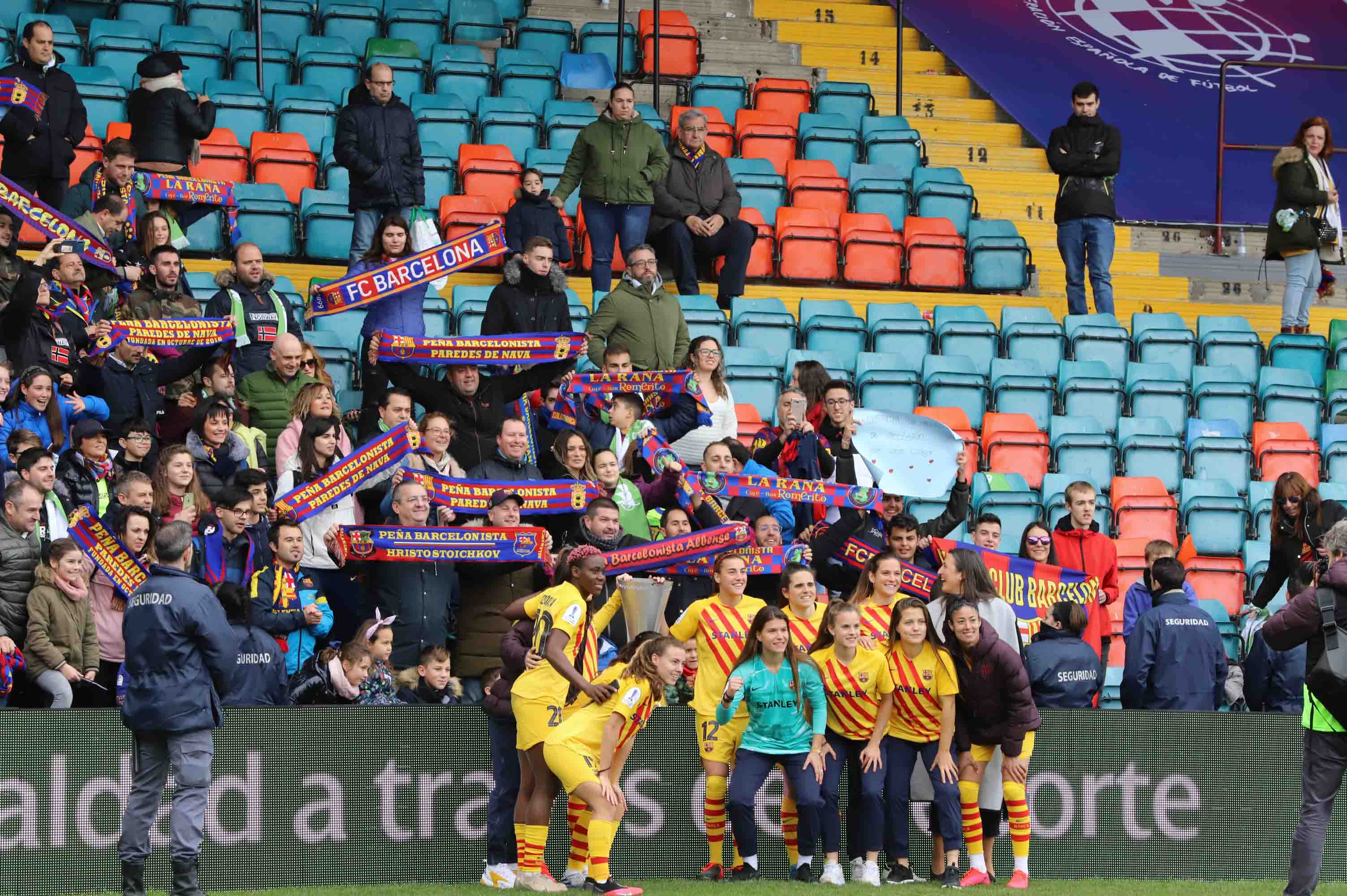 El equipo catalán se muestró muy superior desde el primer minuto a la Real Sociedad con cuatro goles de Marta Torrejón, MVP de la gran final celebrada en el estadio Helmántico