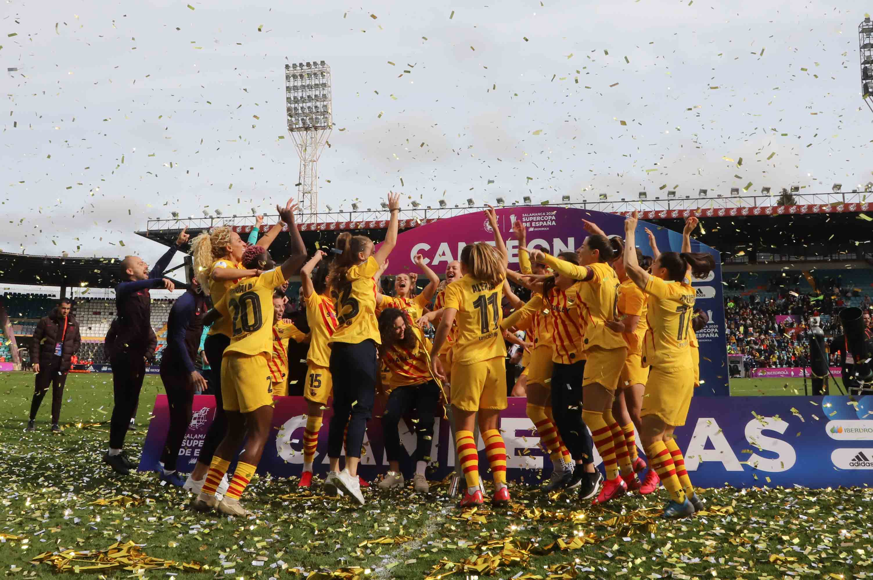 El equipo catalán se muestró muy superior desde el primer minuto a la Real Sociedad con cuatro goles de Marta Torrejón, MVP de la gran final celebrada en el estadio Helmántico
