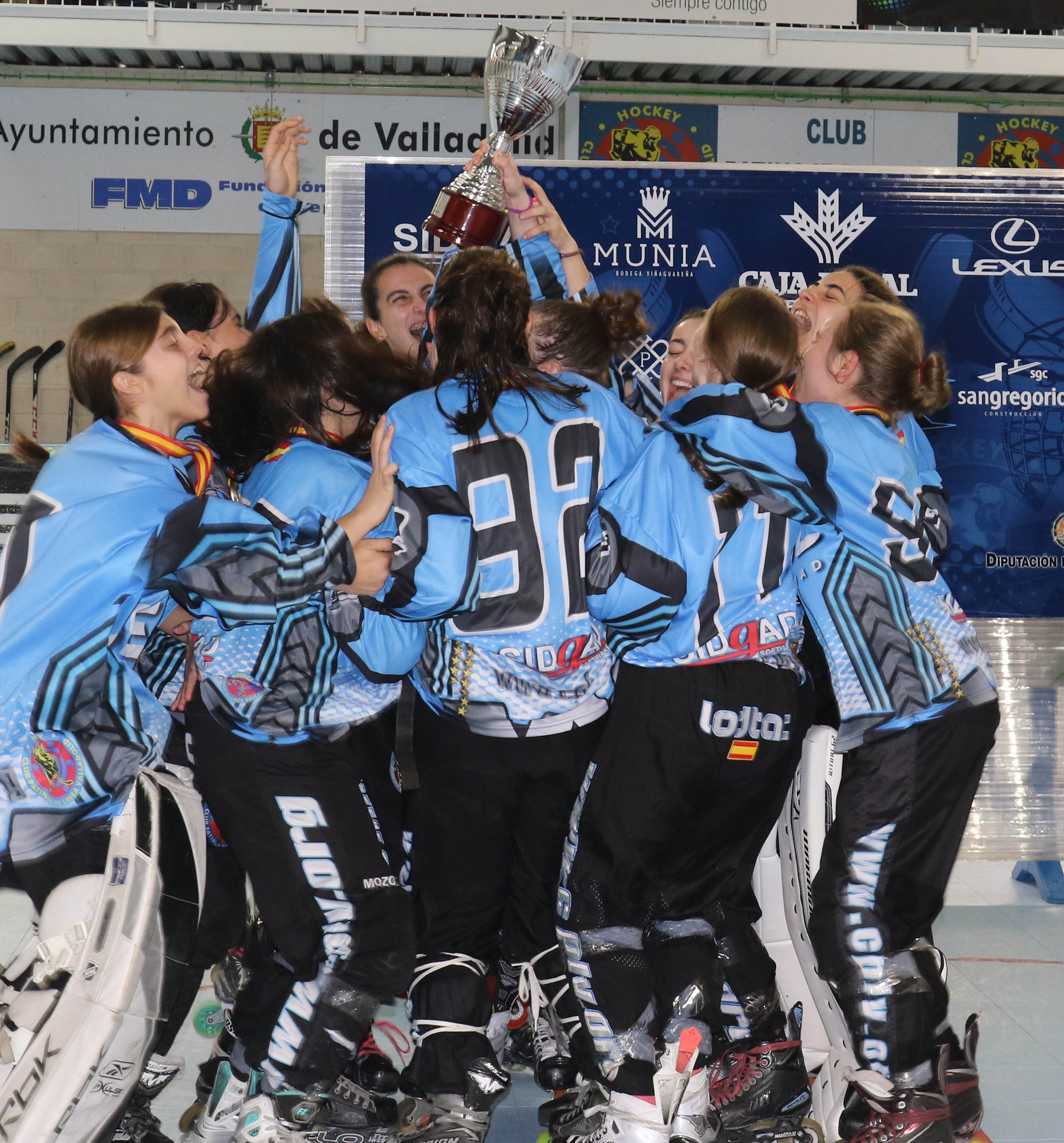 Las vallisoletanas se alzaron con el título en un 1-0 contra el Fénix PL Madrid. 