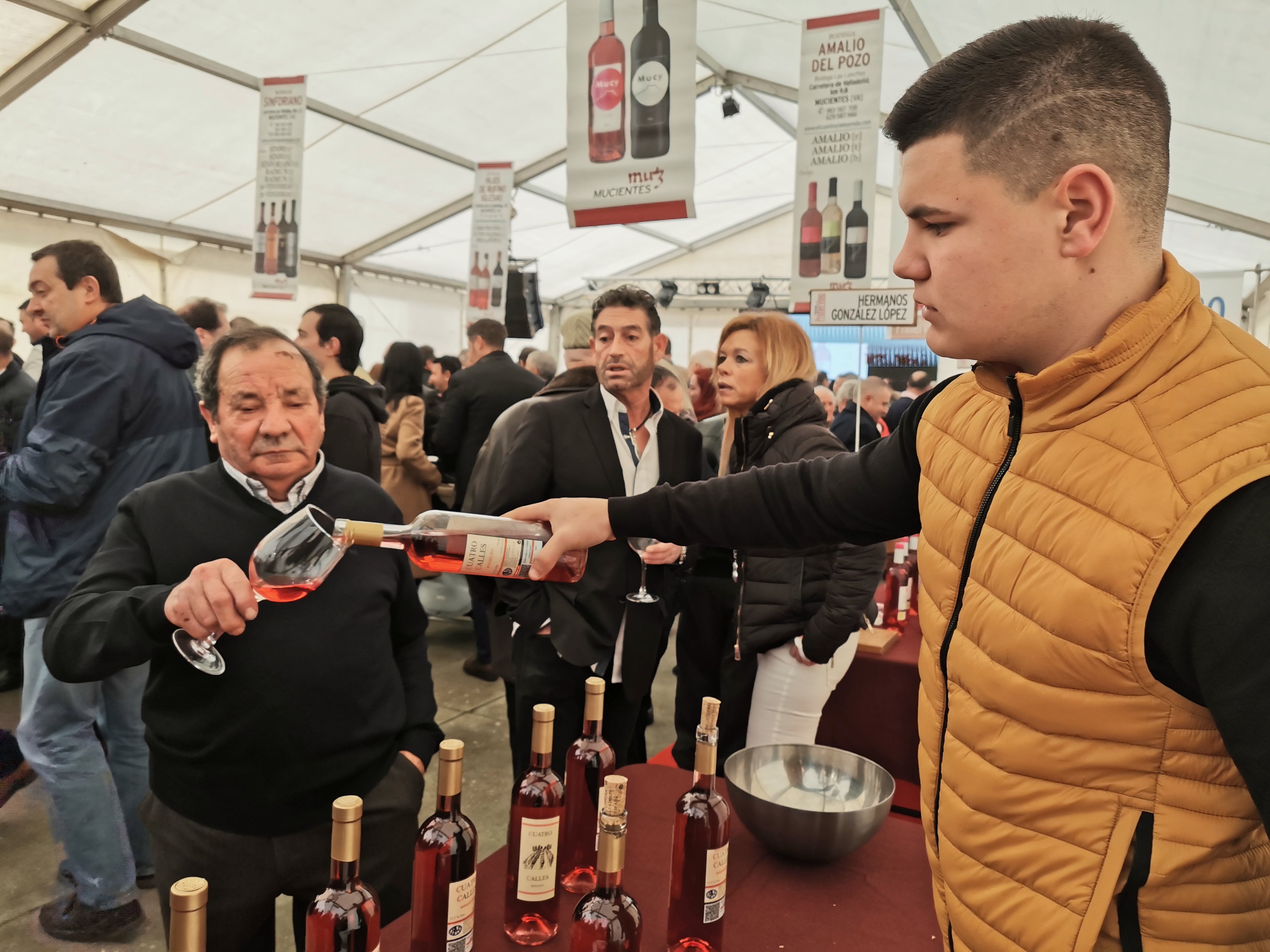Fotos: Mucientes celebra la Fiesta del Primer Vino