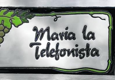 Imagen secundaria 1 - Tres placas instaladas en viviendas de Atajate.