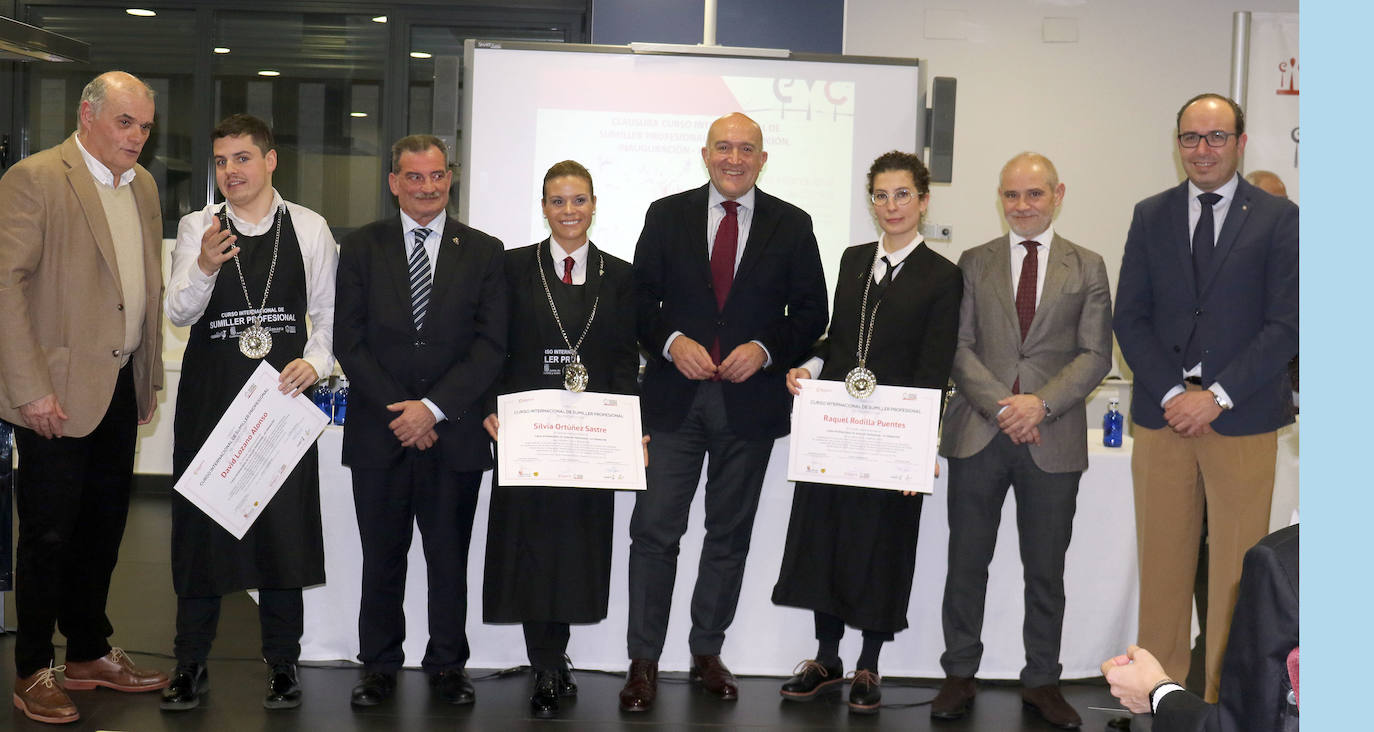 Los Sumiller han recibido hoy un reconocimiento en la escuela de la capital.