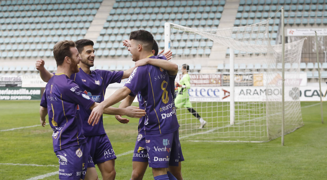 El Palencia Cristo golea a un blanco Salamanca UDS B. 