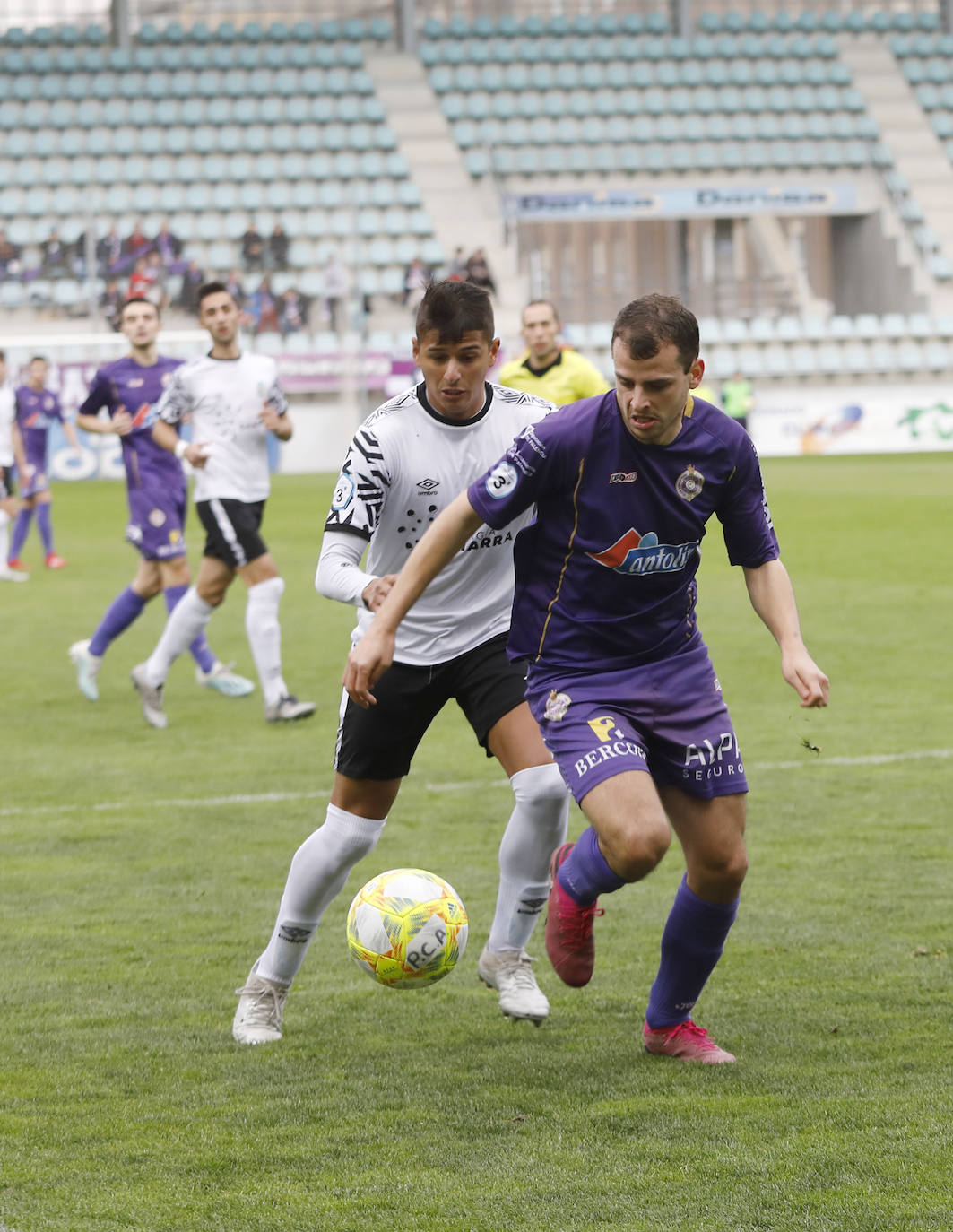 El Palencia Cristo golea a un blanco Salamanca UDS B. 