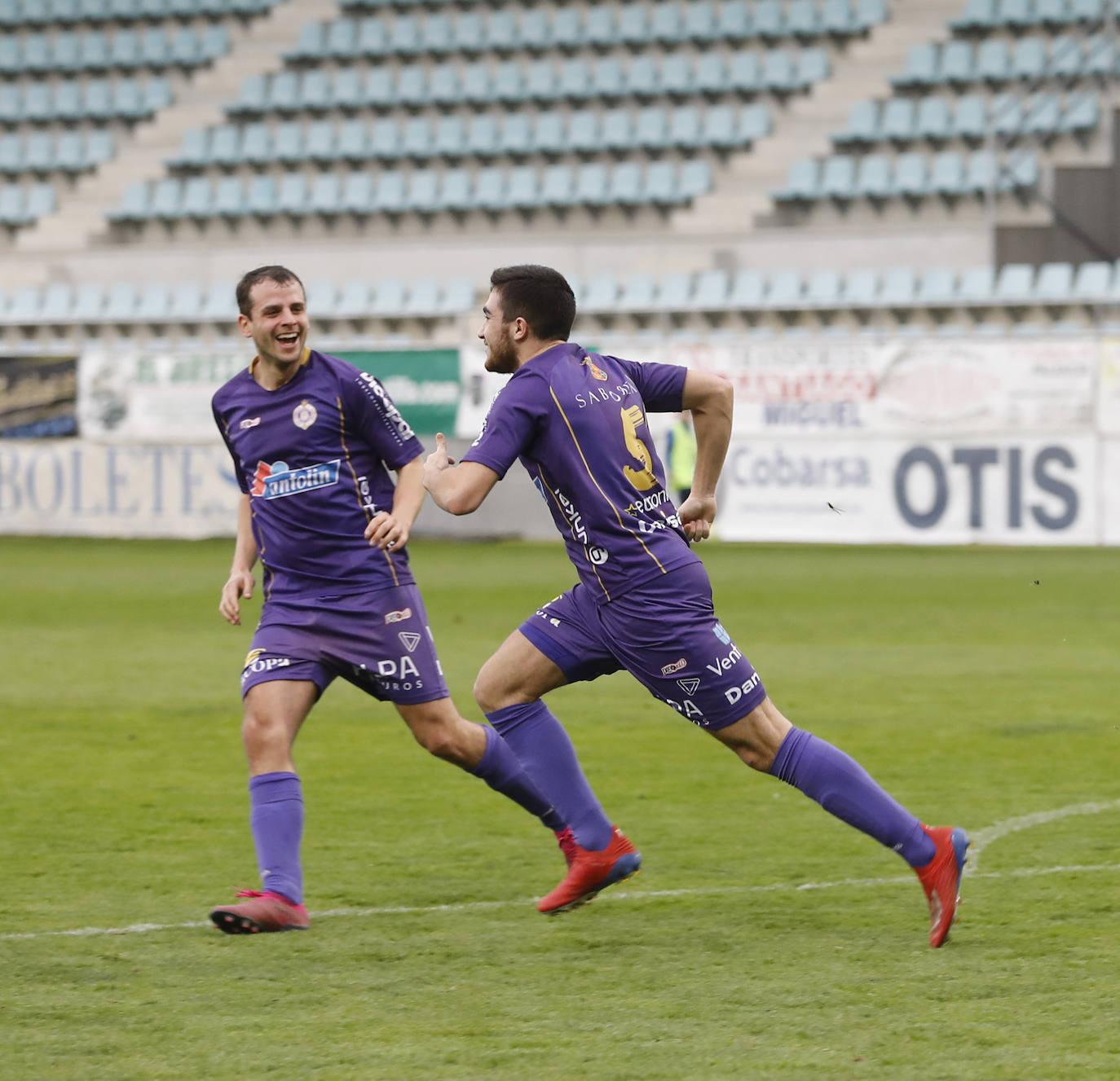 El Palencia Cristo golea a un blanco Salamanca UDS B. 