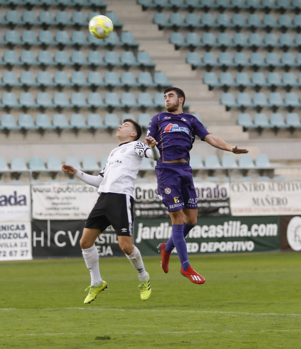 El Palencia Cristo golea a un blanco Salamanca UDS B. 