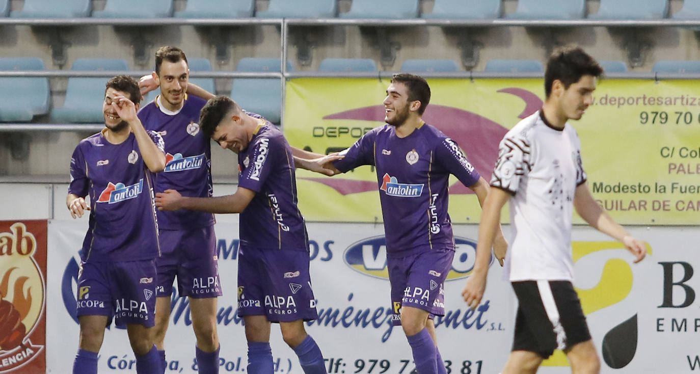 El Palencia Cristo golea a un blanco Salamanca UDS B. 