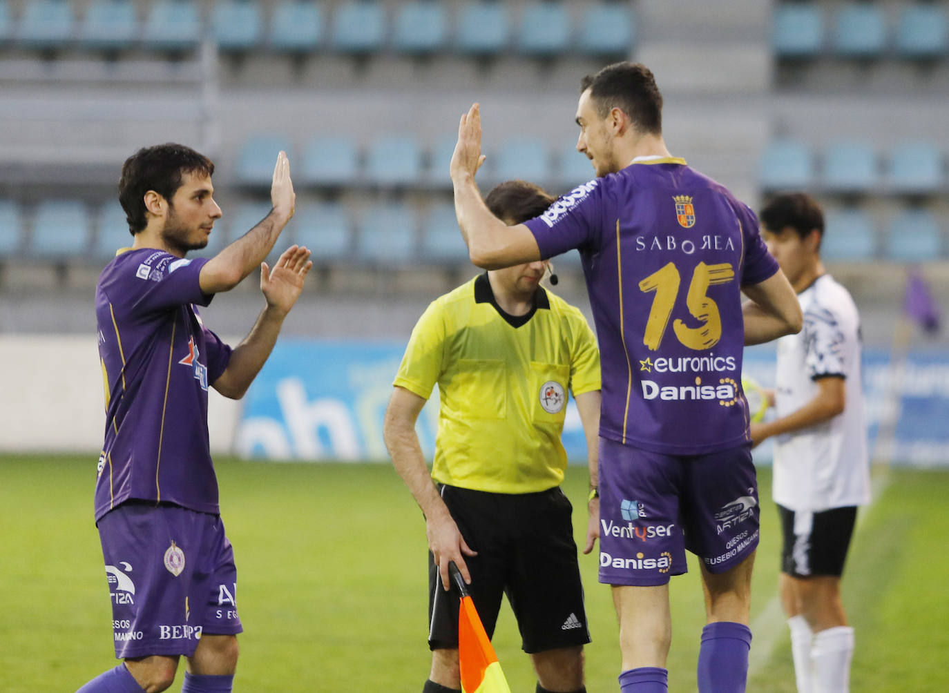El Palencia Cristo golea a un blanco Salamanca UDS B. 