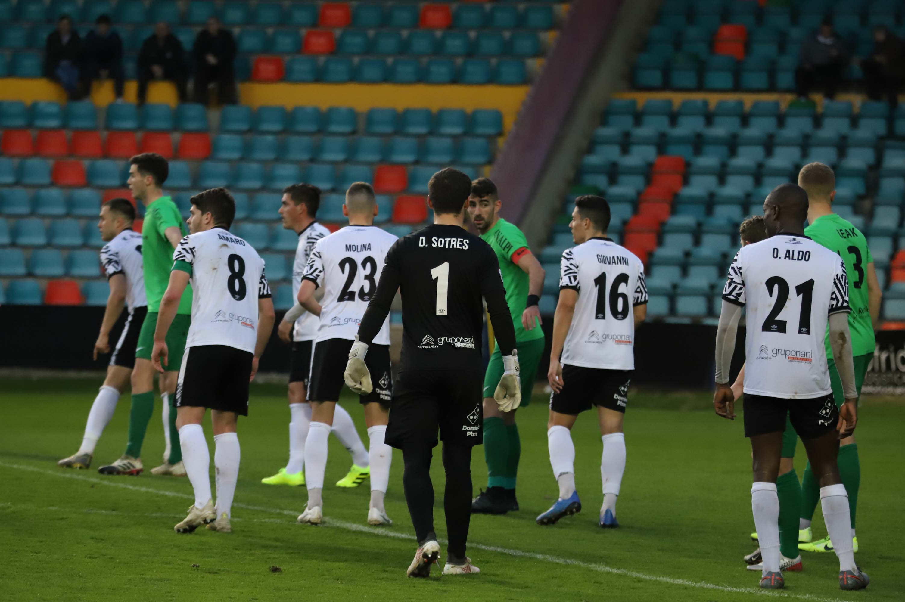 Fotos: Salamanca CF UDS - Burgos CF (0-1)