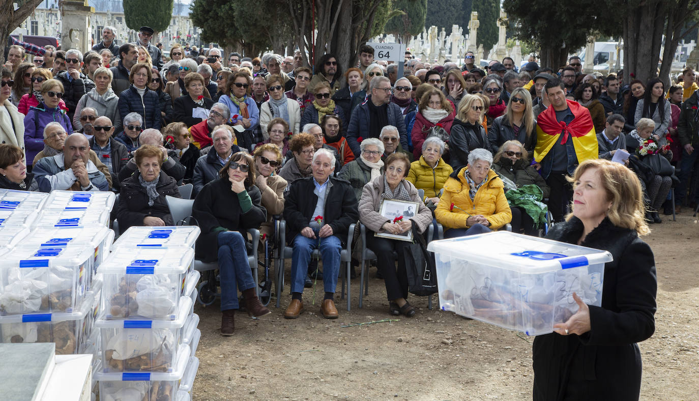Fotos: Inauguración del Memorial del cementerio de El Carmen de Valladolid