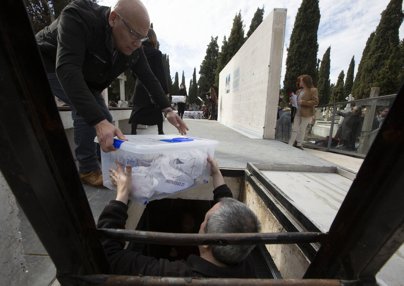 Fotos: Inauguración del Memorial del cementerio de El Carmen de Valladolid