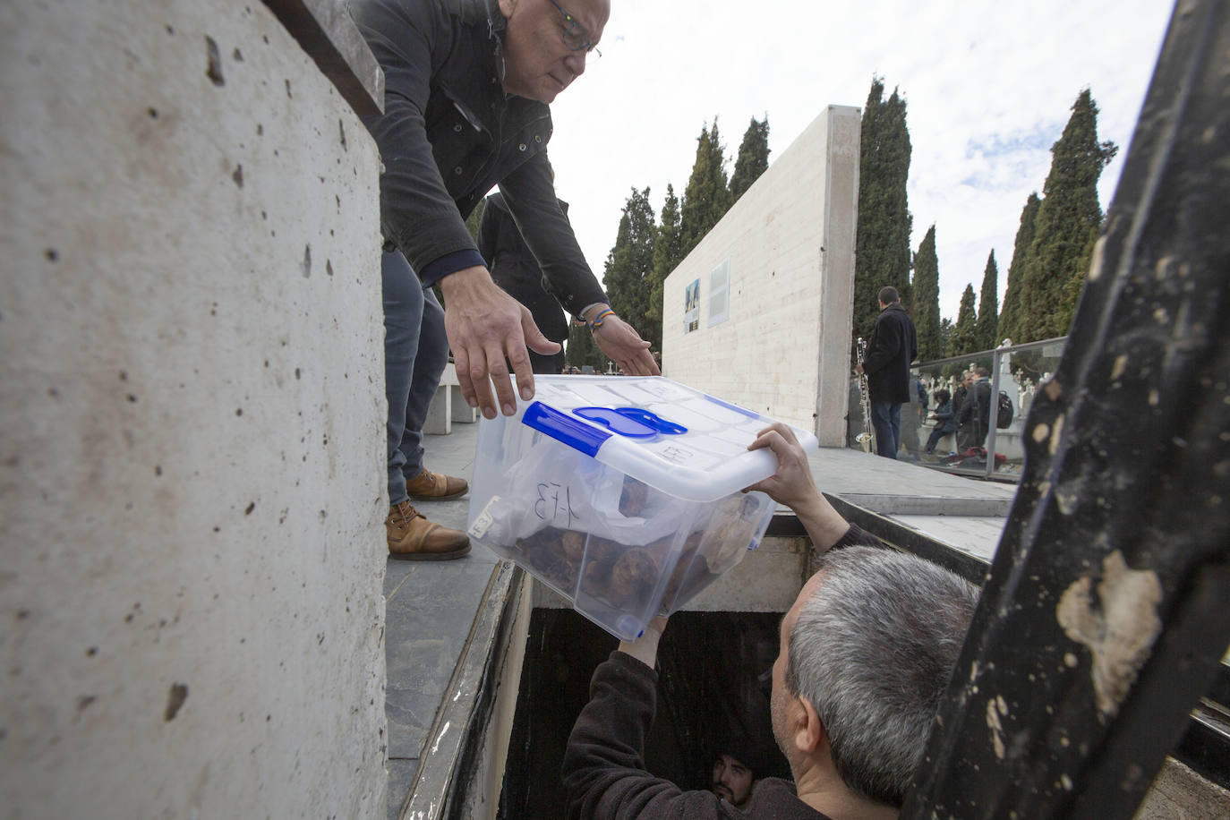 Fotos: Inauguración del Memorial del cementerio de El Carmen de Valladolid