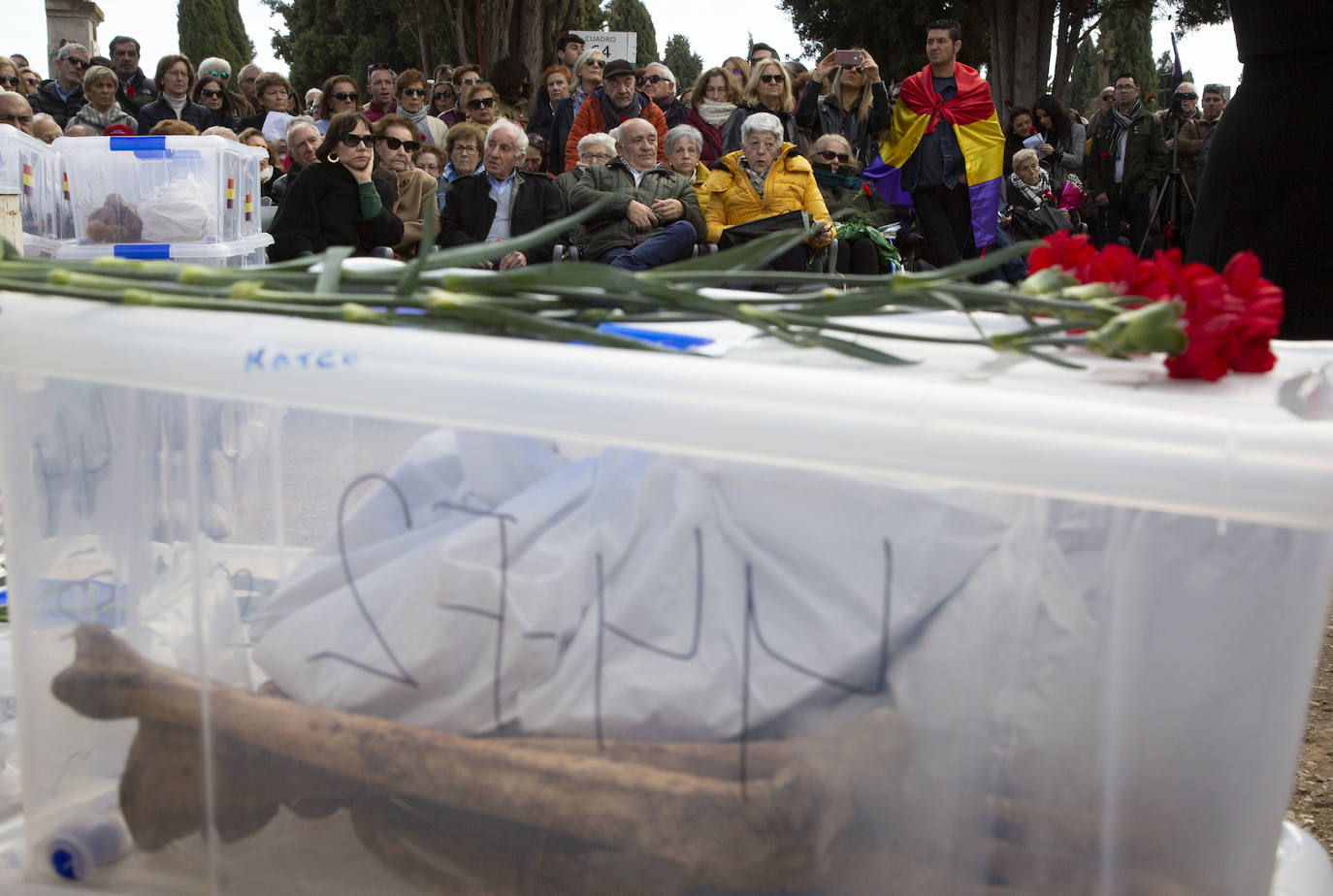 Fotos: Inauguración del Memorial del cementerio de El Carmen de Valladolid