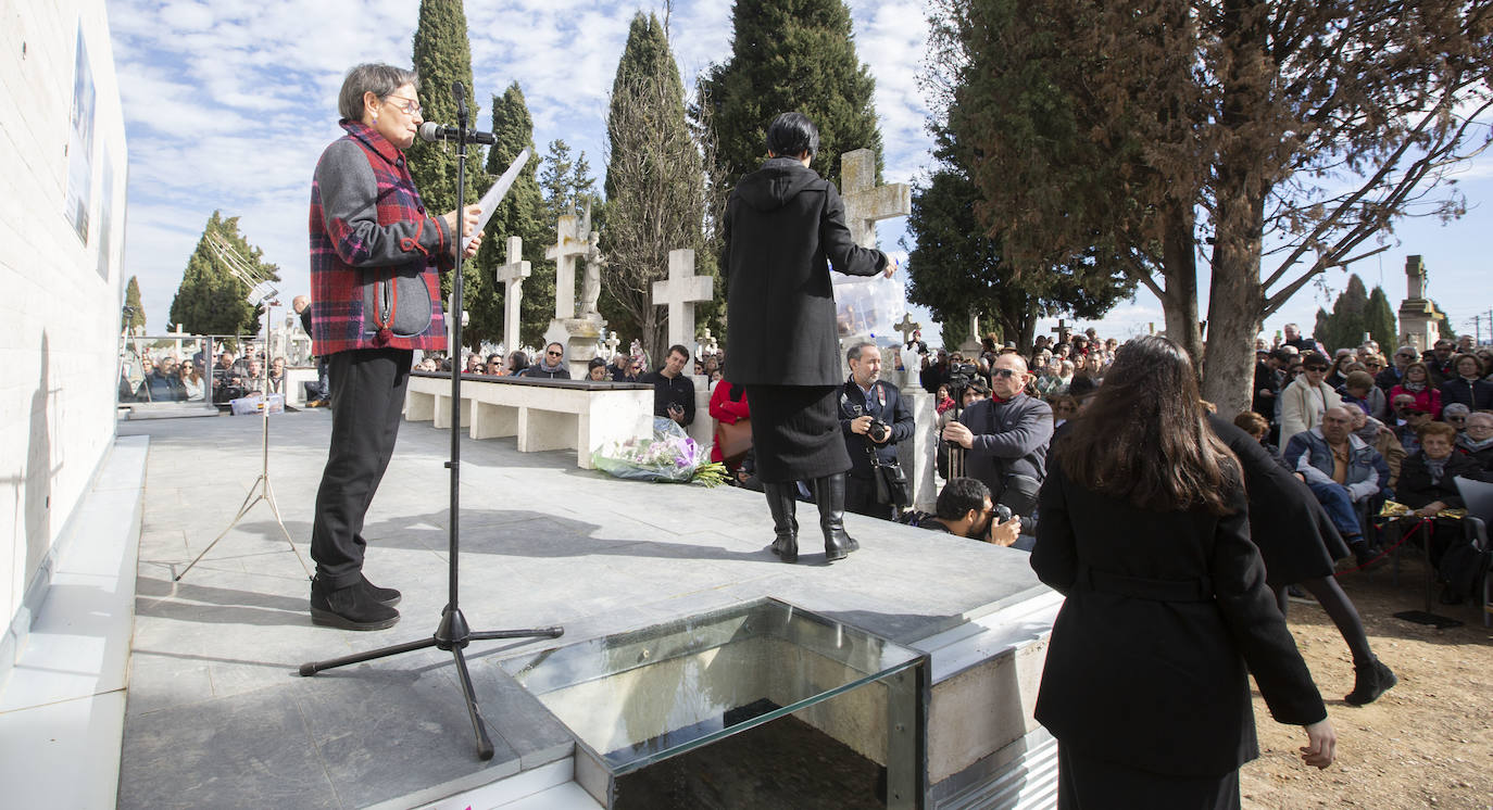 Fotos: Inauguración del Memorial del cementerio de El Carmen de Valladolid