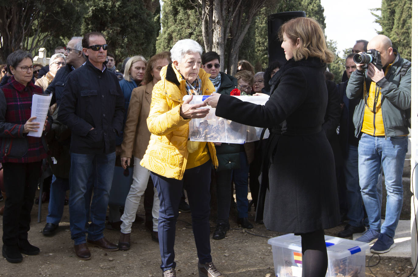 Fotos: Inauguración del Memorial del cementerio de El Carmen de Valladolid
