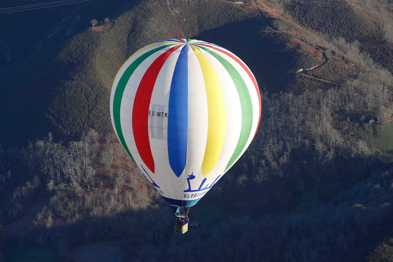 Fotos: Las espectaculares imágenes que deja la Travesía en globo por los Picos