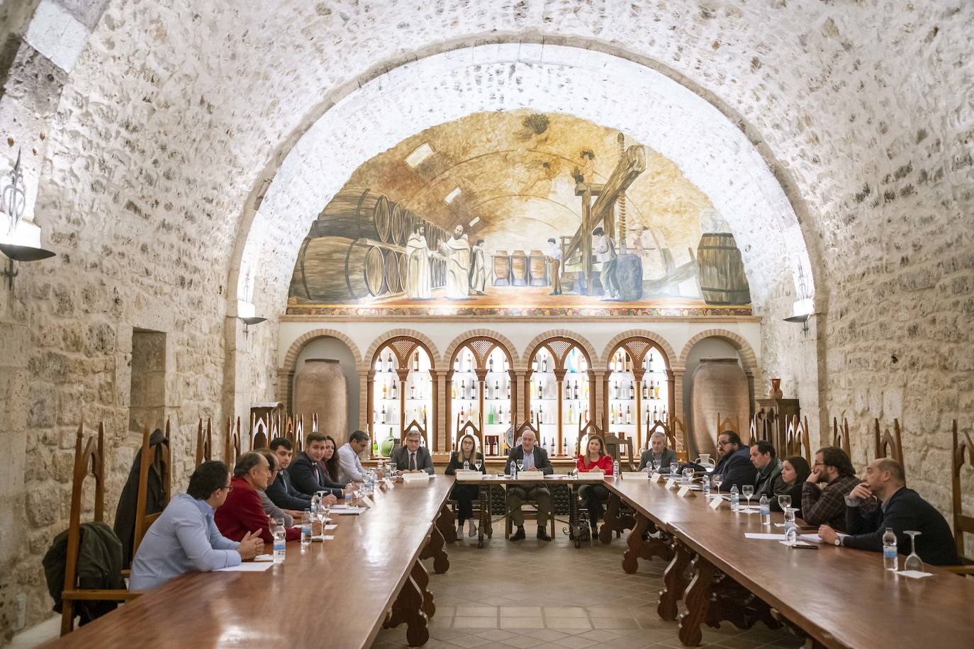 El consejero de Agricultura, Ganadería y Desarrollo Rural, Jesús Julio Carnero, se reúne con distintos colectivos para avanzar en la elaboración del Plan de Agricultura y Ganadería Joven.