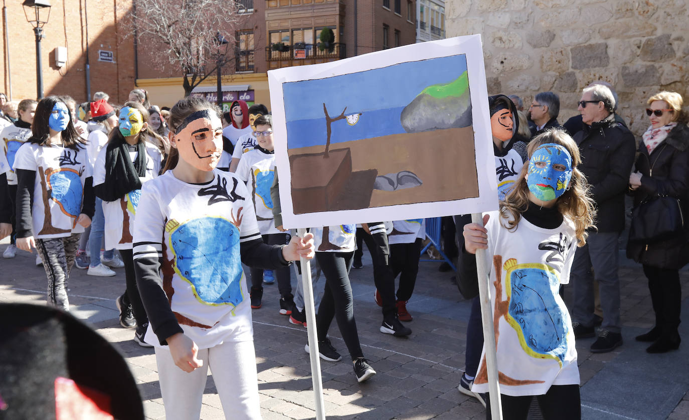 El colegio Jorge Manrique de Palencia vive el carnaval. 