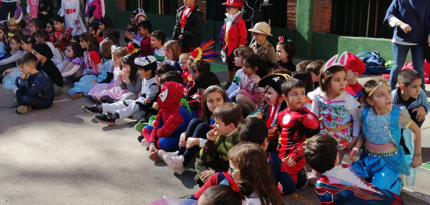 Carnaval del colegio Santa Teresa de Jesús de Valladolid.