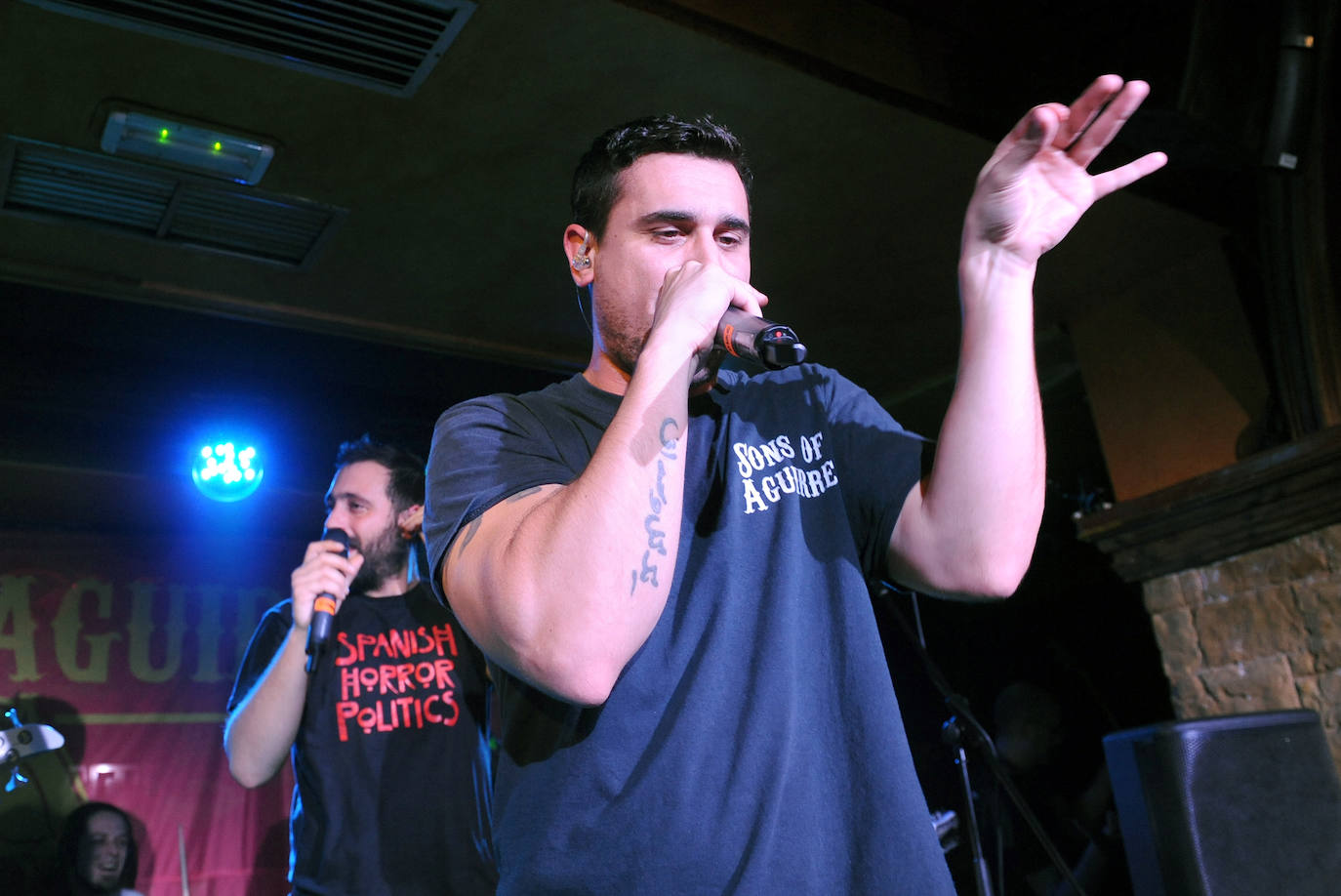 Actuación del grupo Sons of Aguirre en Valladolid. 