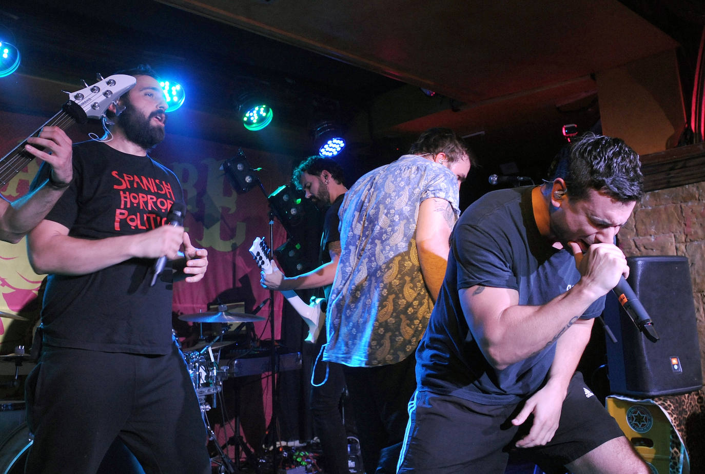 Actuación del grupo Sons of Aguirre en Valladolid. 