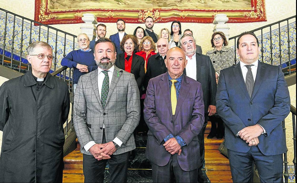 Artistas asistentes a la presentación de Proyecto Diez, ayer, en el Palacio Episcopal de Segovia. n. valverde-ical. 