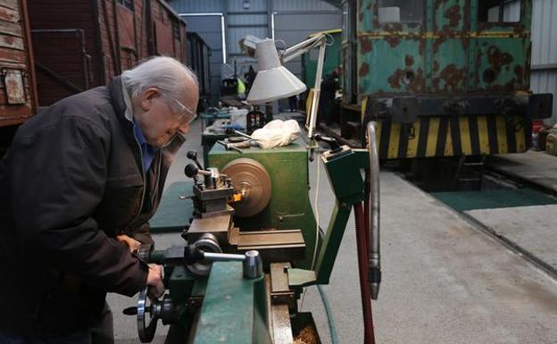 Trabajos de reparación en el taller. 
