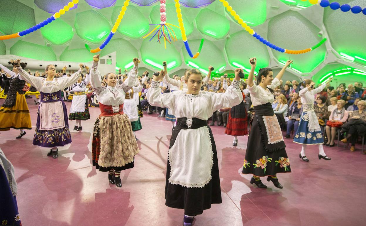 Celebración de las marzas en la Cúpula del Milenio. 