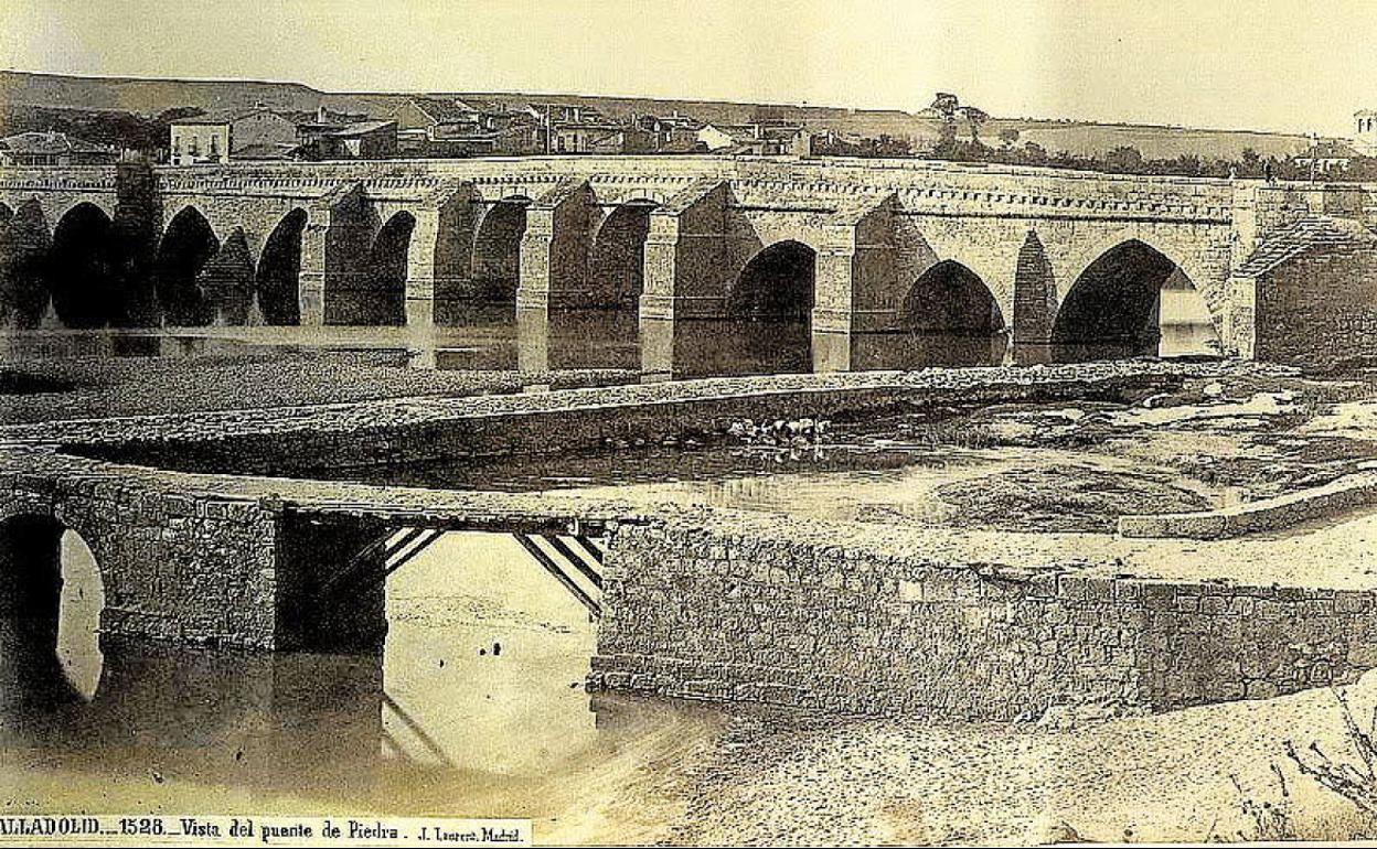 Las aceñas del Puente Mayor hacia 1863. 