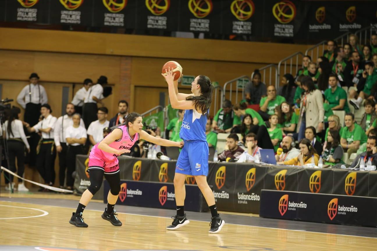 Aunque hace solo dos semanas el equipo salmantino vapuleo al rival en Würzburg ganando por 80-50, para evitar confianzas prefieren ponerse como referencia el partido de la primera vuelta en tierras gallegas en el que perdieron por 68-62.