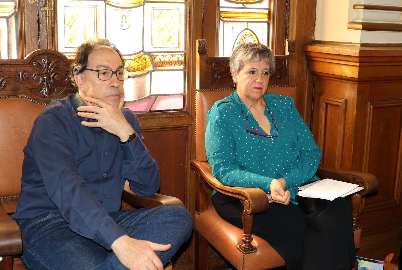 Fotos: Lectura del manifiesto de Día de la Mujer en el Ayuntamiento de Valladolid