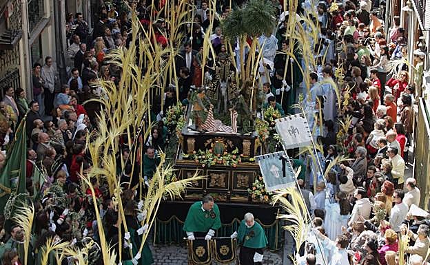 Puente promocionará la Semana Santa en Roma y se reunirá con el Papa «si el coronavirus no lo evita»