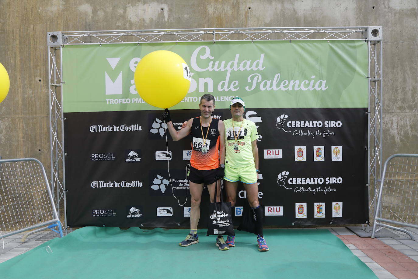 Participantes en la X Media Maratón Ciudad de Palencia. 
