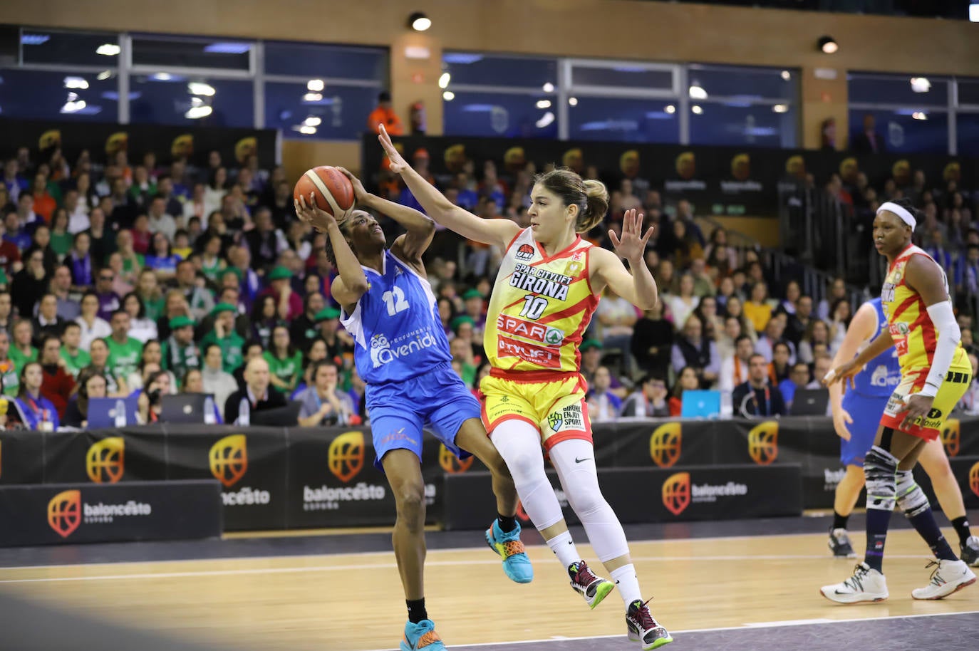 Fotos: El CB Avenida reina en su Copa y hace historia ante Girona con su noveno título (76-58)