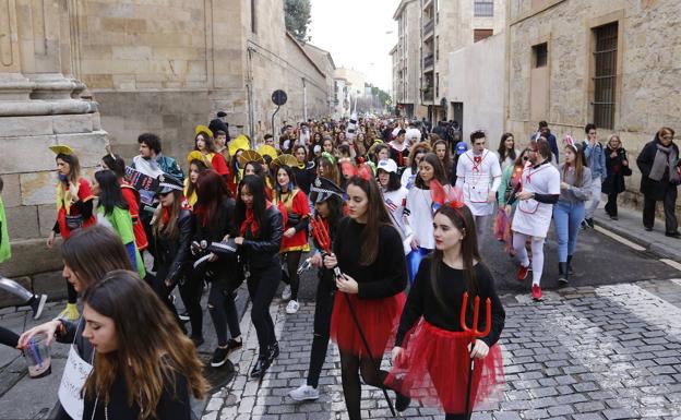 La Universidad de Salamanca suspende las fiestas de las facultades por el coronavirus