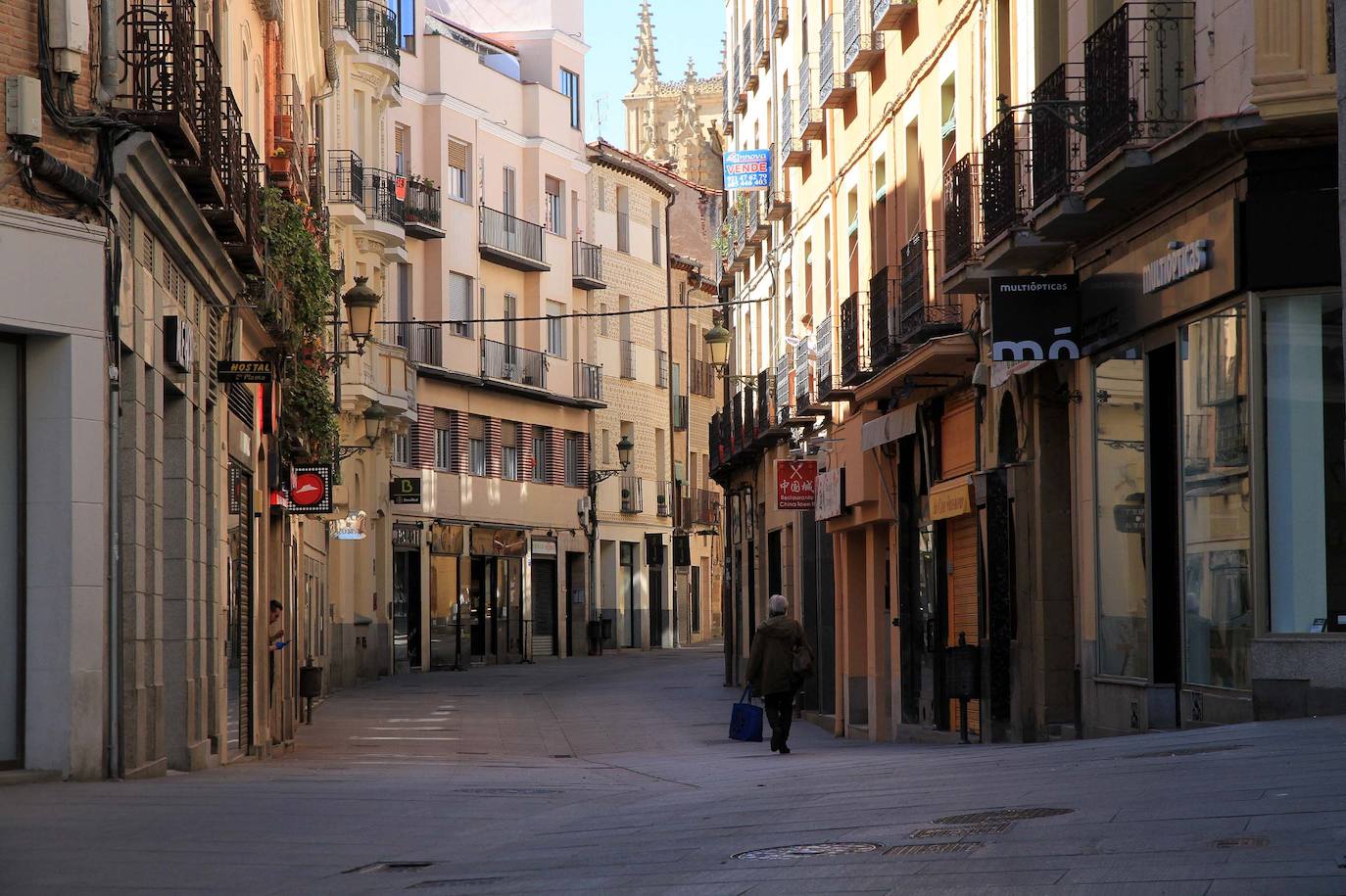 Segovia se prepara para no salir de casa. 