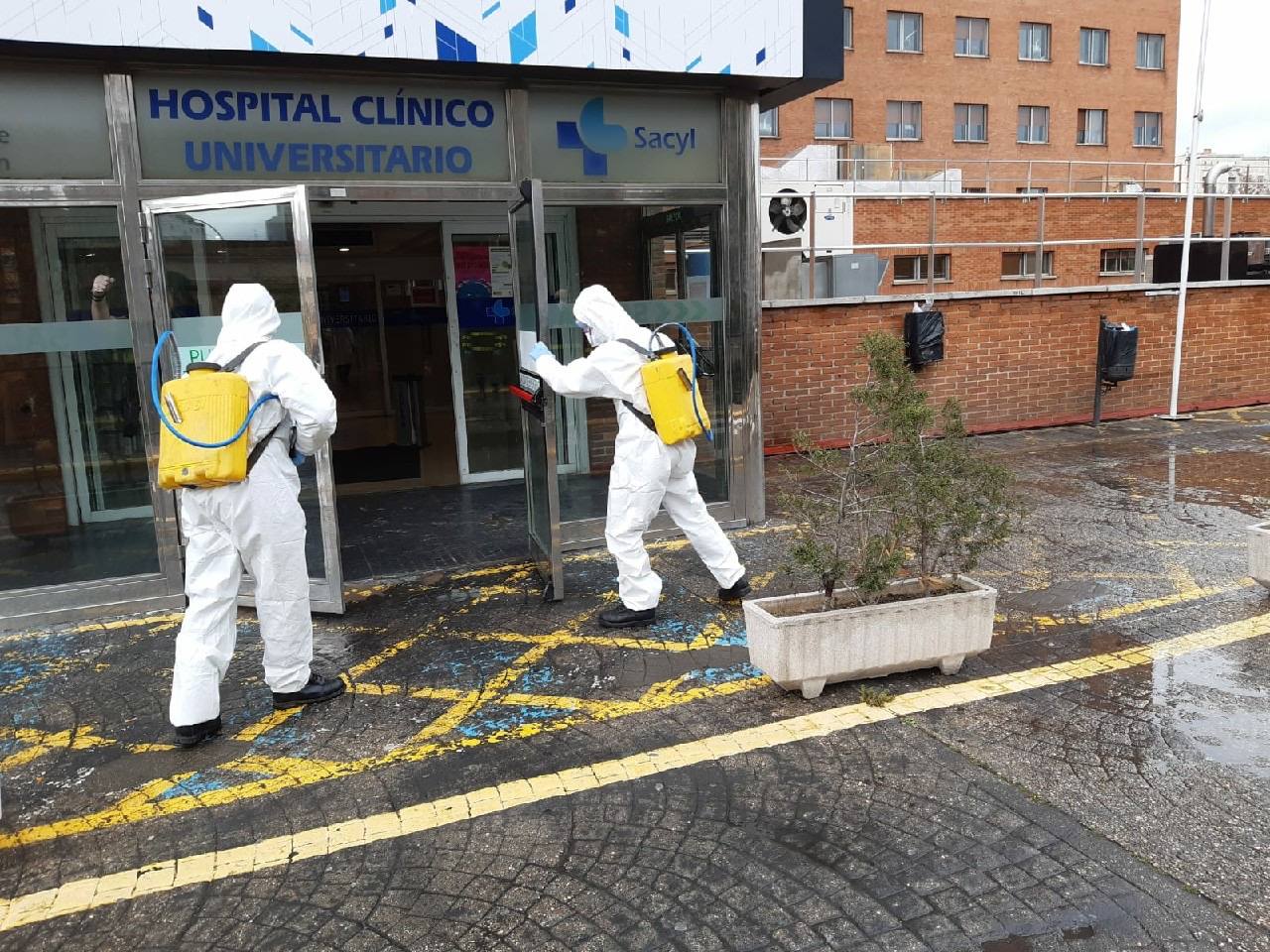 Fotos: La UME se despliega en Valladolid por el coronavirus