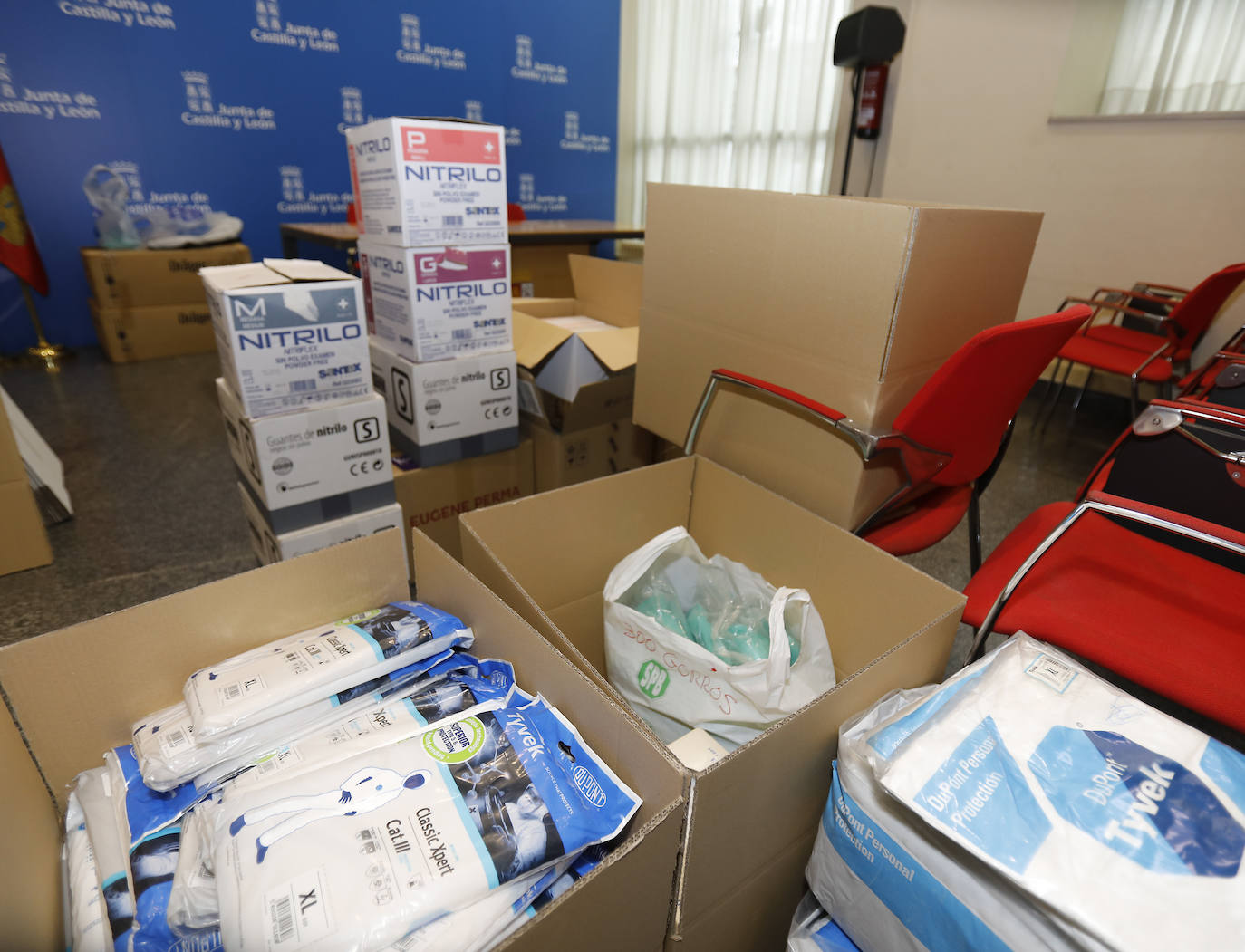 Fotos: Primer día laborable en Estado de Alerta en Palencia