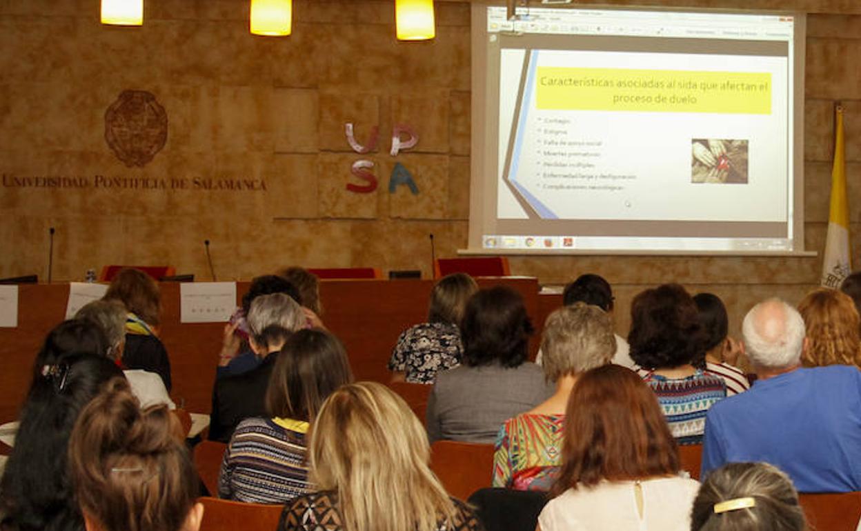 La Universidad Pontificia de Salamanca retomará las clases de forma virtual este miércoles