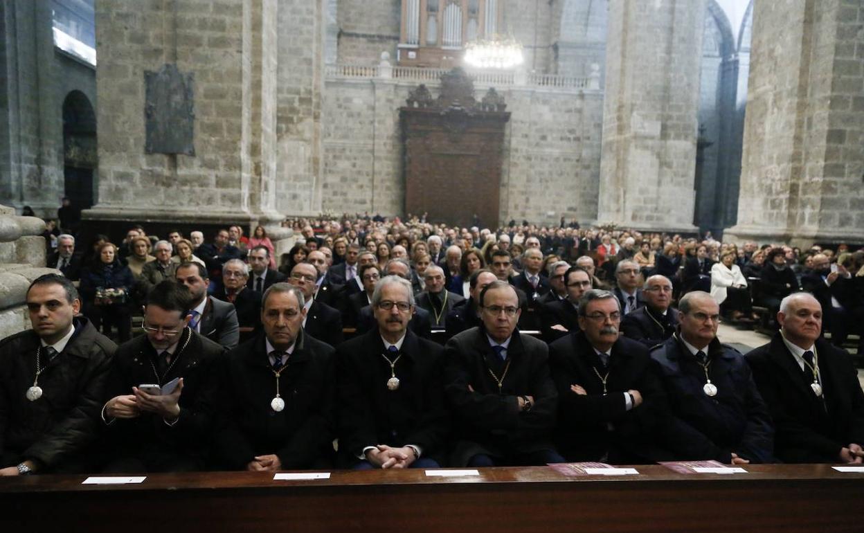 Público asistente al pregón de la Semana Santa de Valladolid del año pasado