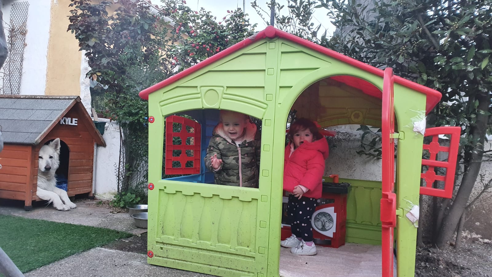 En el barrio Girón de Valladolid 'Todos en casa'