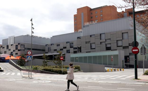 Las UCI de Castilla y León aguantan al 80%, pero necesitan más medicamentos