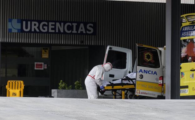 Sanidad permitirá la compañía de un familiar para que nadie muera en soledad en el hospital